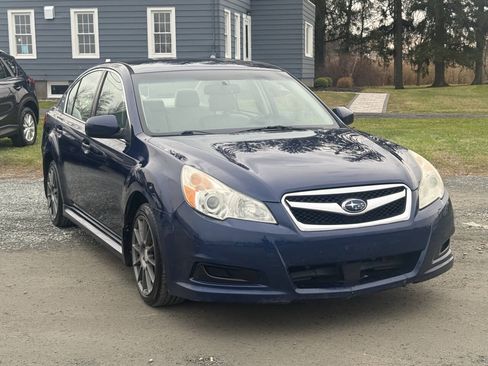 Used 2011 Subaru Legacy 2.5i Premium w/ All-Weather Pkg AWD/4WD image 1