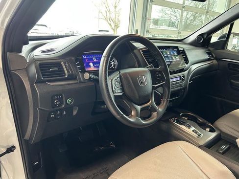 Used 2023 Honda Passport EX-L image 17