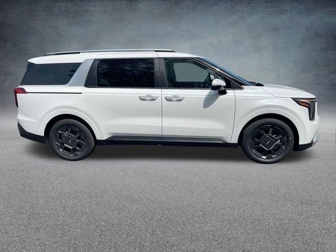 New 2026 Kia Carnival EX image 34