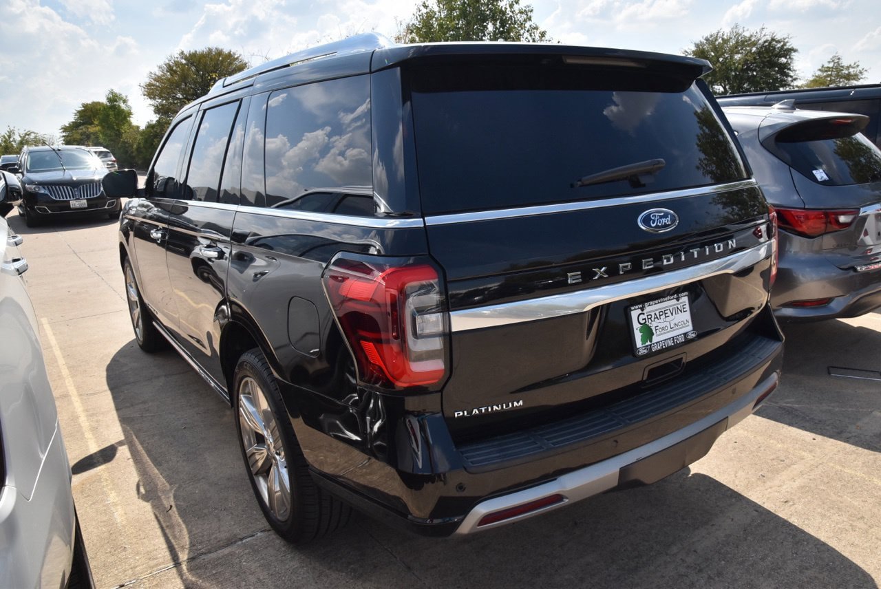 Used 2022 Ford Expedition Platinum RWD image 7