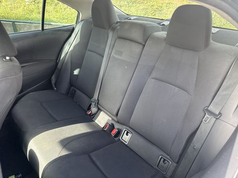 Used 2024 Toyota Corolla LE FWD image 7