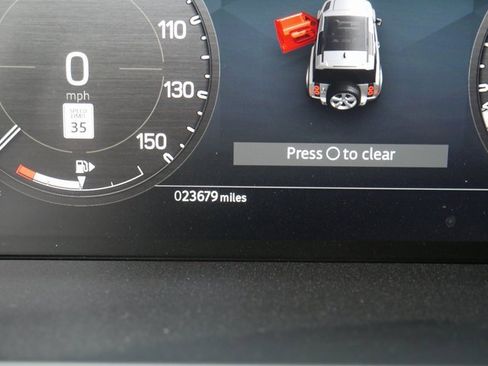 Used 2023 Land Rover Defender 90 Carpathian Edition image 20