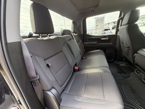 Used 2024 GMC Sierra 1500 Elevation AWD/4WD image 17