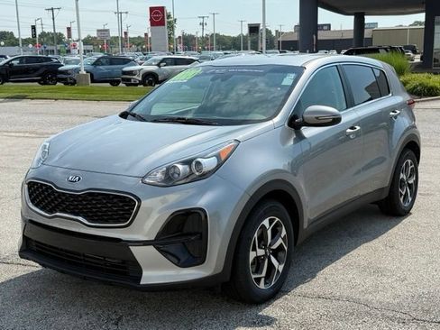 Used 2020 Kia Sportage LX w/ LX Popular Package FWD image 3