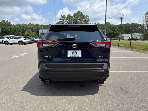 Used 2021 Toyota RAV4 XLE Premium AWD/4WD image 6