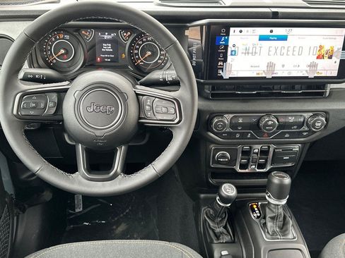 New 2026 Jeep Gladiator Sport image 11