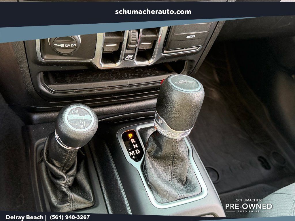 Used 2020 Jeep Gladiator Sport w/ Quick Order Package 24S AWD/4WD image 21
