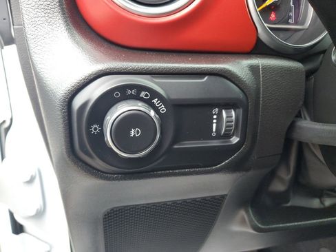 Used 2023 Jeep Wrangler Unlimited Rubicon w/ LED Lighting Group image 17