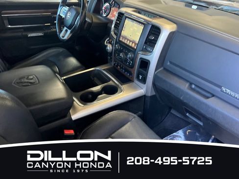 Used 2017 RAM 1500 Laramie w/ Convenience Group AWD/4WD image 16