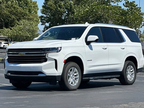 Used 2024 Chevrolet Tahoe LT RWD image 8