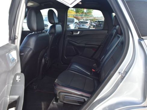 Used 2023 Ford Escape ST-Line AWD/4WD image 31