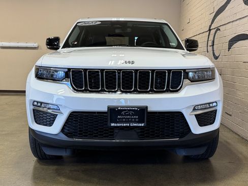 Used 2023 Jeep Grand Cherokee Limited AWD/4WD image 13