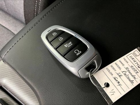 Used 2024 Hyundai Palisade SE AWD/4WD image 11