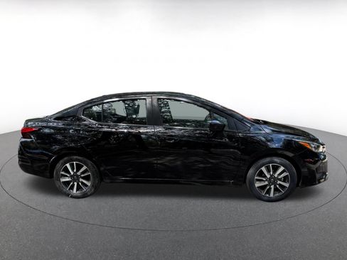 Used 2025 Nissan Versa SV FWD image 8
