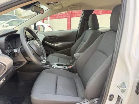 Used 2024 Toyota Corolla LE FWD image 24