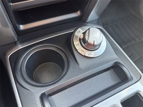 Used 2022 Toyota 4Runner SR5 Premium image 27