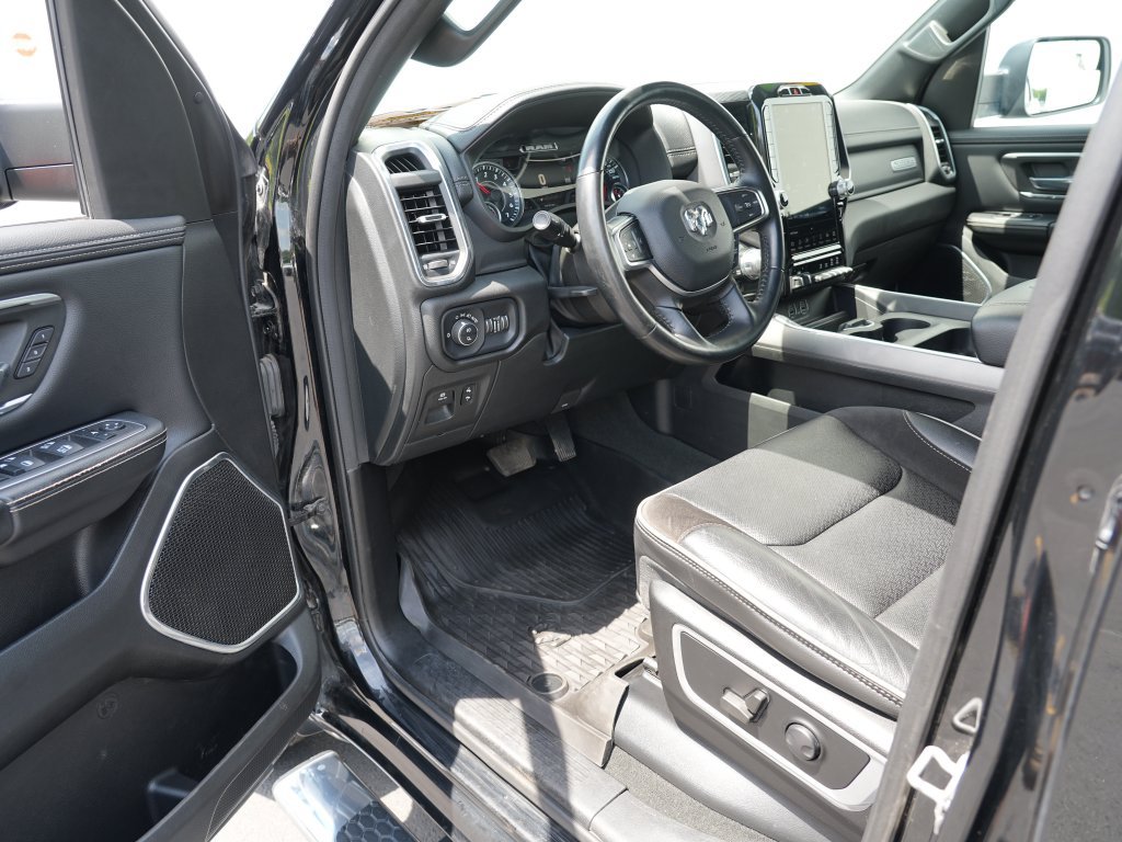 Used 2023 RAM 1500 Laramie AWD/4WD image 14
