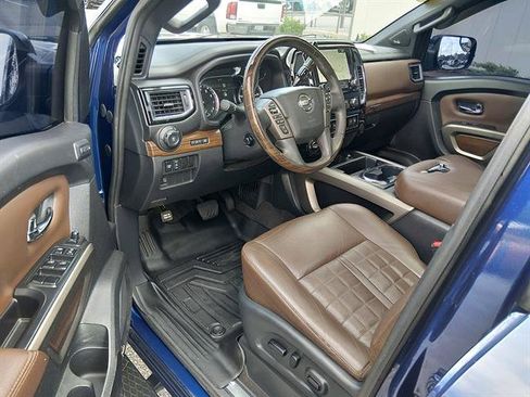 Used 2021 Nissan Titan Platinum Reserve w/ Moonroof Package AWD/4WD image 7