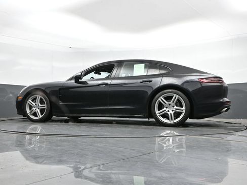 Used 2019 Porsche Panamera 4 AWD/4WD image 51