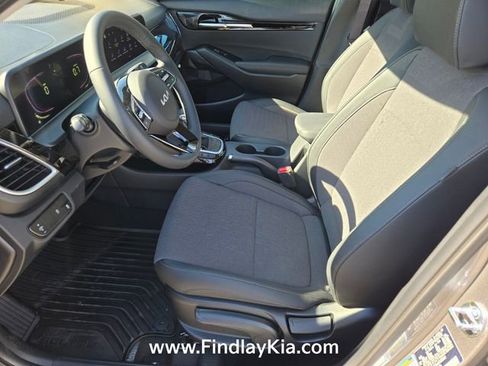 New 2026 Kia Seltos S FWD image 10