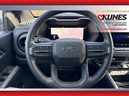 New 2025 Chevrolet Colorado Trail Boss w/ Off-Road Front Bumper Package image 38