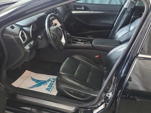 Used 2022 Nissan Maxima SV w/ Floor Mat Group FWD image 4