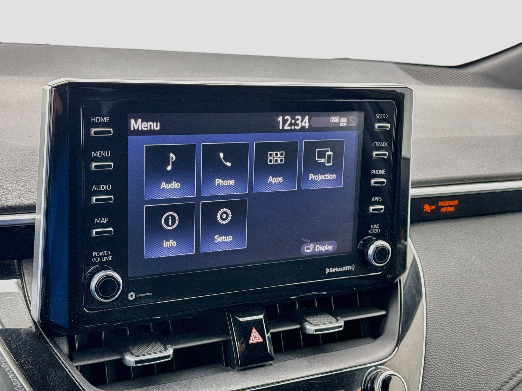 Used 2021 Toyota Corolla SE w/ Carpet Mat Package (TMS) FWD image 9