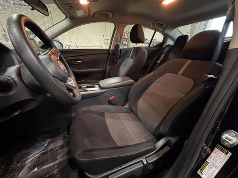 Used 2025 Nissan Sentra SV image 25