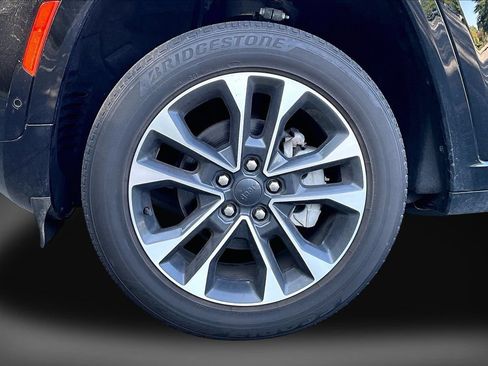 Certified 2023 Jeep Grand Cherokee Overland w/ Adv Protech Group III AWD/4WD image 33