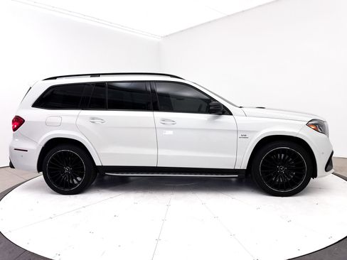 Used 2018 Mercedes-Benz GLS 63 AMG 4MATIC image 40