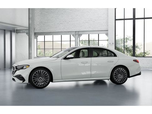 New 2026 Mercedes-Benz E 450 4MATIC Sedan image 38