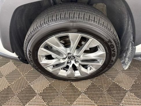 Used 2025 Toyota RAV4 XLE Premium w/ Weather Package AWD/4WD image 31