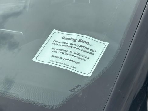 Used 2024 Jeep Compass Limited AWD/4WD image 33
