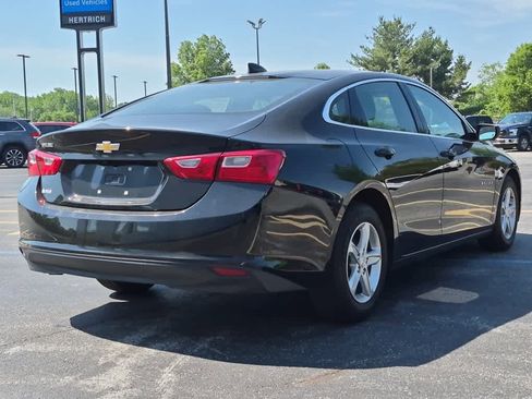 Used 2022 Chevrolet Malibu LS FWD image 3