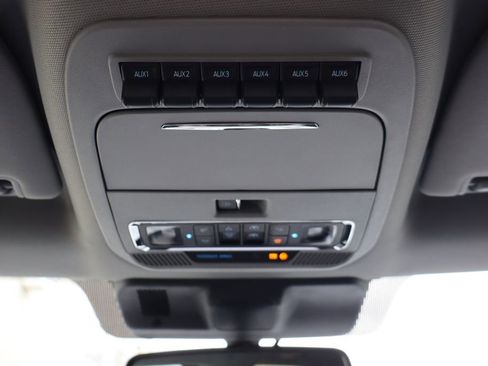 New 2026 Ford F250 Lariat w/ Black Appearance Package AWD/4WD image 39