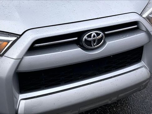 Certified 2023 Toyota 4Runner TRD Off-Road Premium image 31