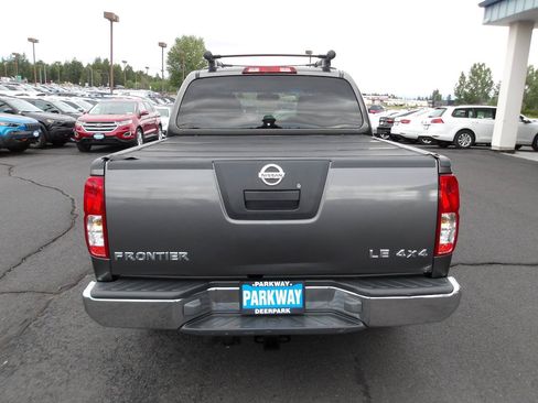 Used 2008 Nissan Frontier LE w/ Tow Hitch Pkg AWD/4WD image 4