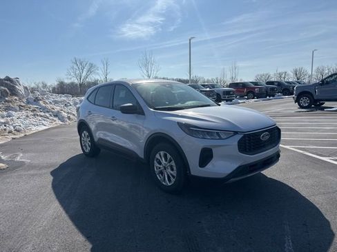 Used 2025 Ford Escape Active image 1