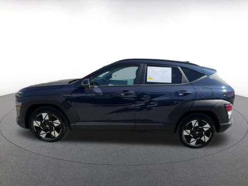 Used 2025 Hyundai Kona SEL image 8