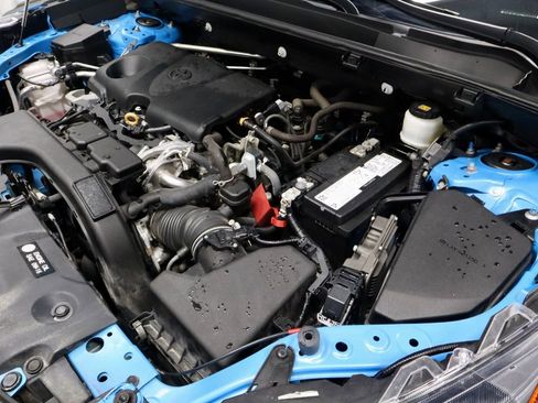 Used 2021 Toyota RAV4 LE FWD image 15