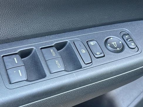 Used 2024 Honda CR-V EX image 13