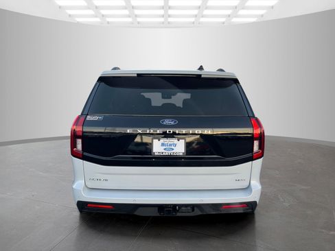 New 2025 Ford Expedition Max Active image 5