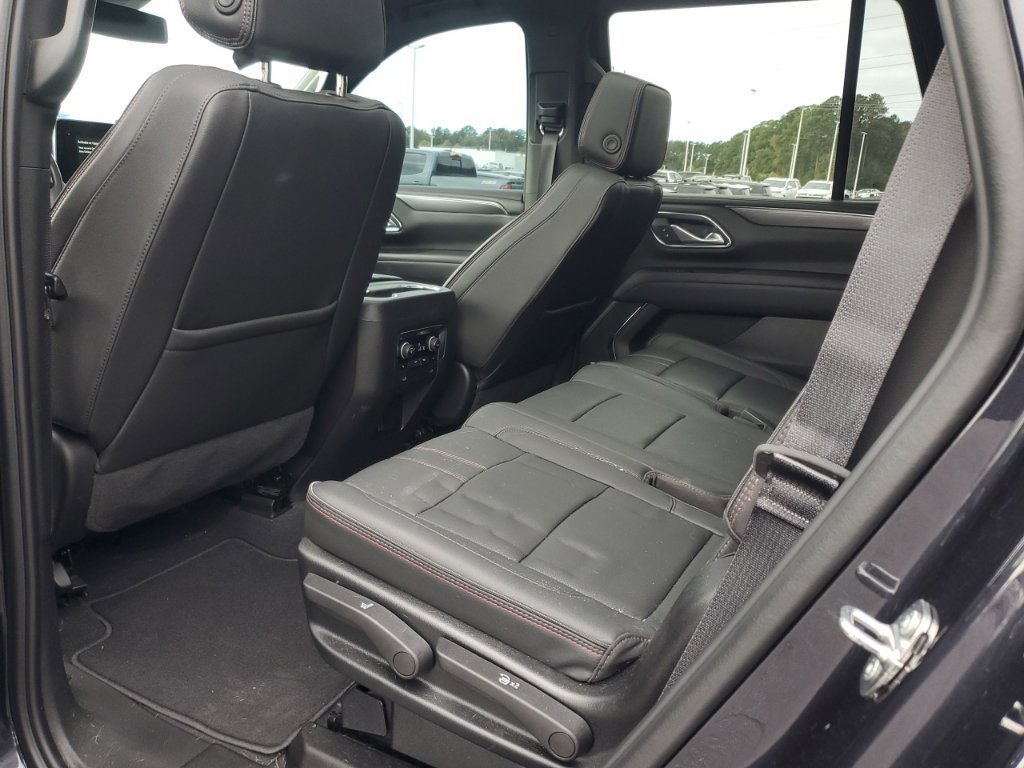 Used 2024 Chevrolet Tahoe RST w/ Luxury Package AWD/4WD image 16