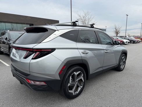Certified 2022 Hyundai Tucson SEL w/ Convenience Package image 3