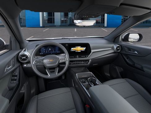 New 2026 Chevrolet Equinox LT AWD/4WD image 15