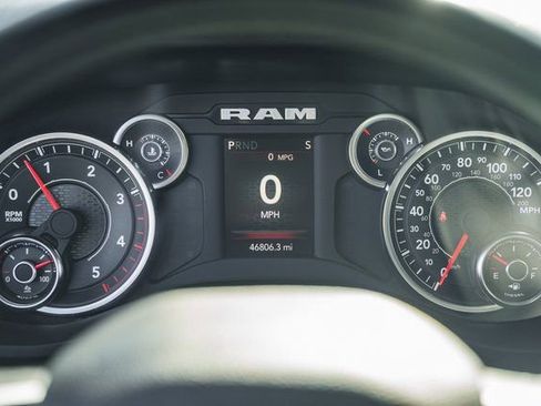 Used 2024 RAM 3500 Big Horn image 44