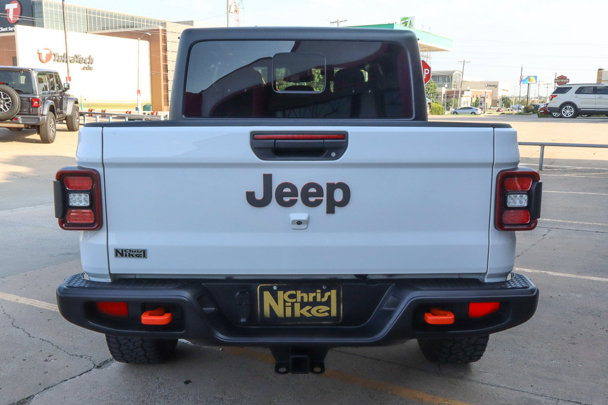 Used 2026 Jeep Gladiator Mojave AWD/4WD image 13