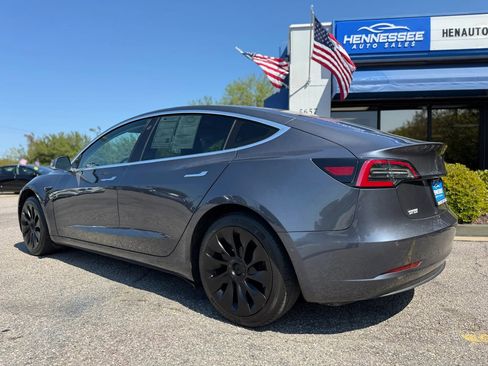 Used 2018 Tesla Model 3 Long Range image 26