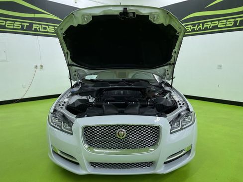 Used 2018 Jaguar XJ L Portfolio image 4