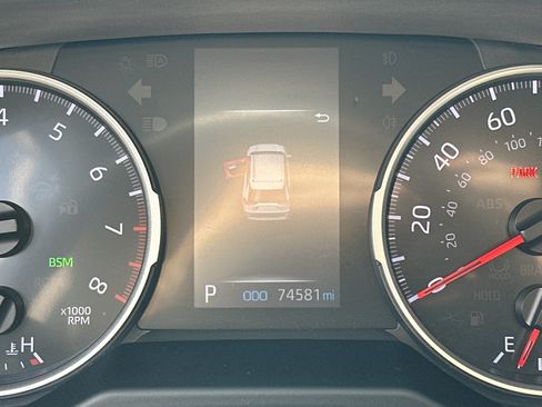 Certified 2021 Toyota RAV4 XLE Premium FWD image 22
